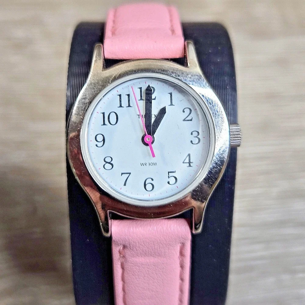 Timex Pink Leather Band Women's Watch WR 30M Silver Tone Case T7908 Tested